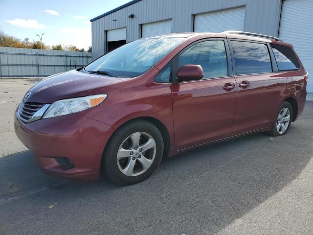 Image 1 of 2015 TOYOTA SIENNA LE 2015 with VIN 5TDKK3DC9FS629559