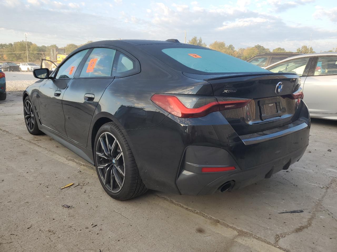 Obraz 2 z 2023 BMW 430XI GRAN COUPE 2023 z VIN WBA73AV02PFP50637