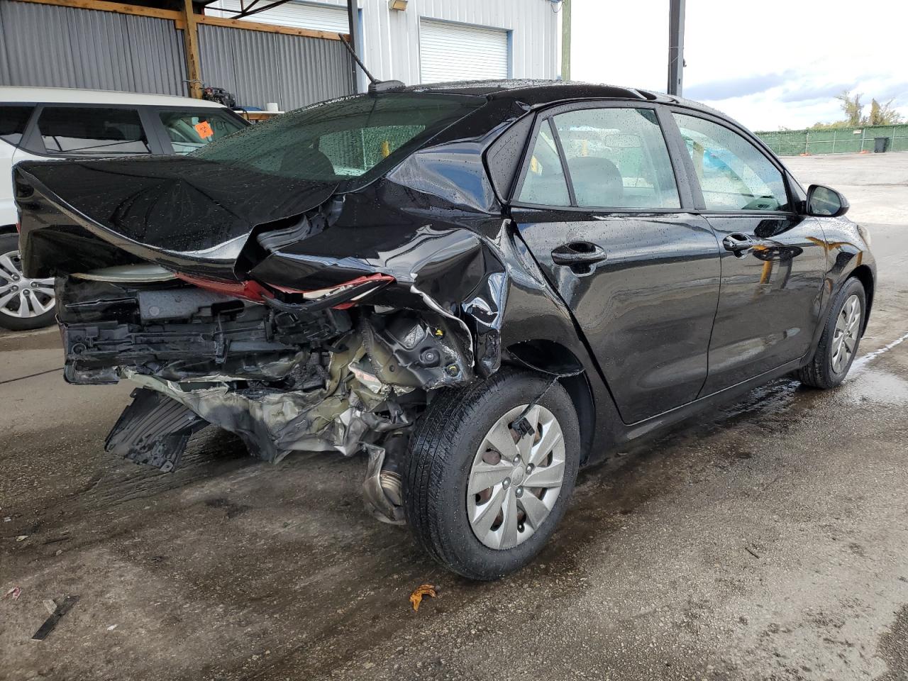 Image 3 of 2020 KIA RIO LX 2020 with VIN 3KPA24AD7LE268238