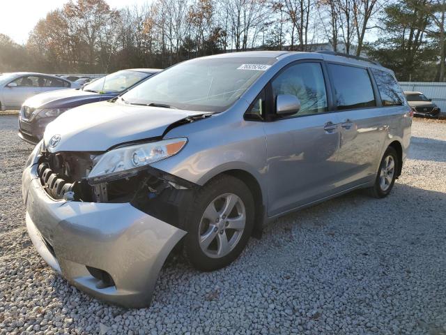 Изображение 2014 TOYOTA SIENNA LE 2014