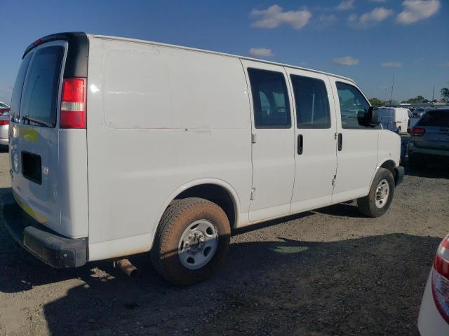 Image 3 of 2013 CHEVROLET EXPRESS G2500  2013 with VIN 1GCWGFCB8D1902370