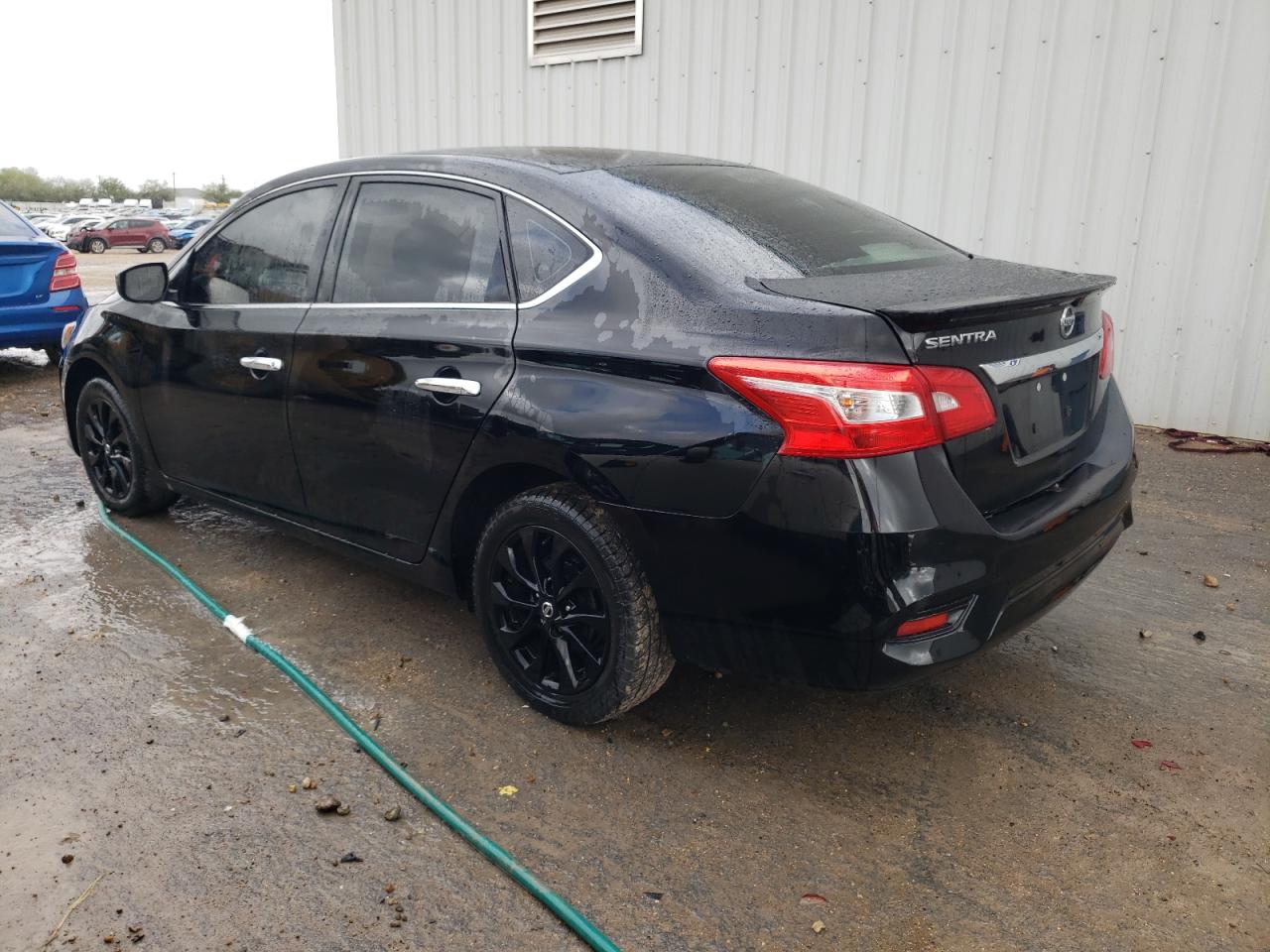Изображение 2 2018 NISSAN SENTRA S 2018 с VIN 3N1AB7AP1JY250831