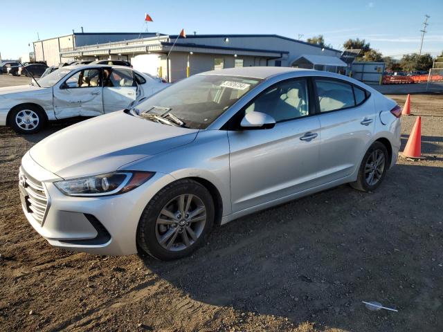 Изображение 1 2018 HYUNDAI ELANTRA SEL 2018 с VIN 5NPD84LF3JH227933