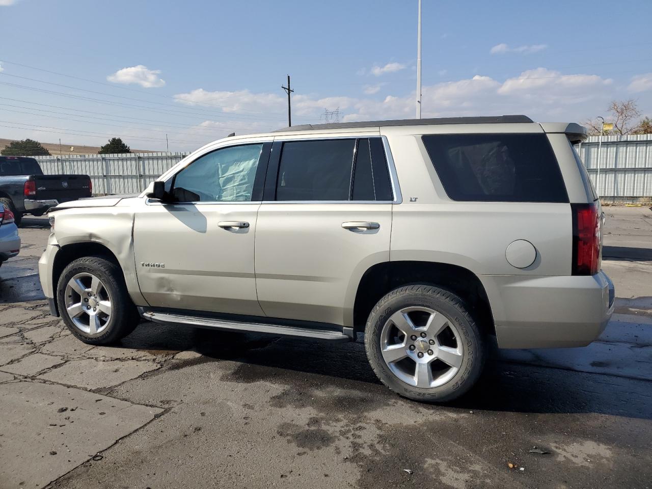 Image 2 of 2015 CHEVROLET TAHOE C1500 LT 2015 with VIN 1GNSCBKC6FR119699