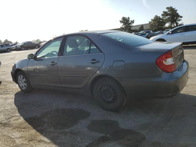 Obraz 2 z 2004 TOYOTA CAMRY LE 2004 z VIN 4T1BE30K24U828039