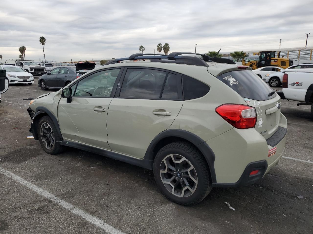 Изображение 2 2017 SUBARU CROSSTREK PREMIUM 2017 с VIN JF2GPABCXH8269841