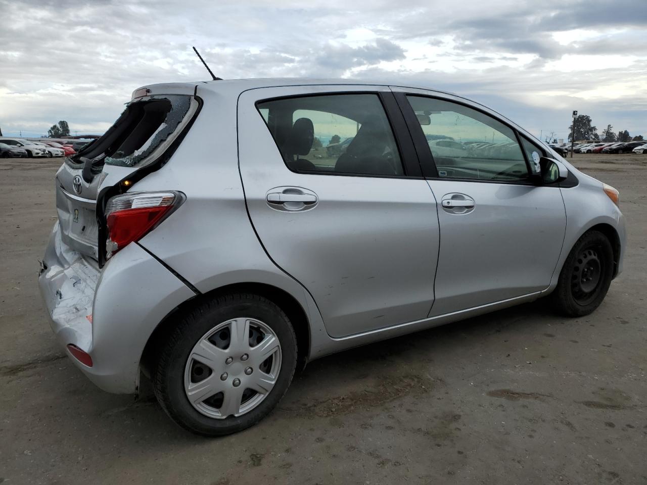 Изображение 3 2014 TOYOTA YARIS  2014 с VIN JTDKTUD32ED580962