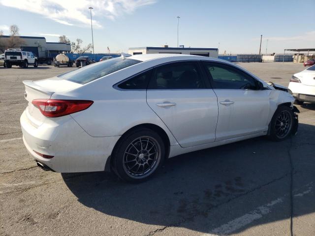 Obraz 3 z 2015 HYUNDAI SONATA SE 2015 z VIN 5NPE24AF4FH241792