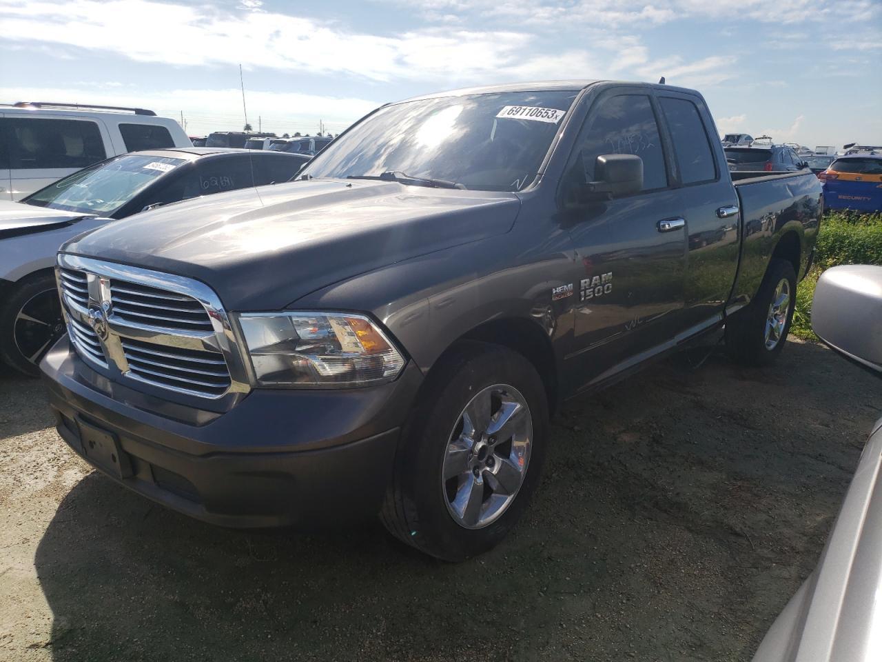 2014 RAM 1500 SLT 2014 image
