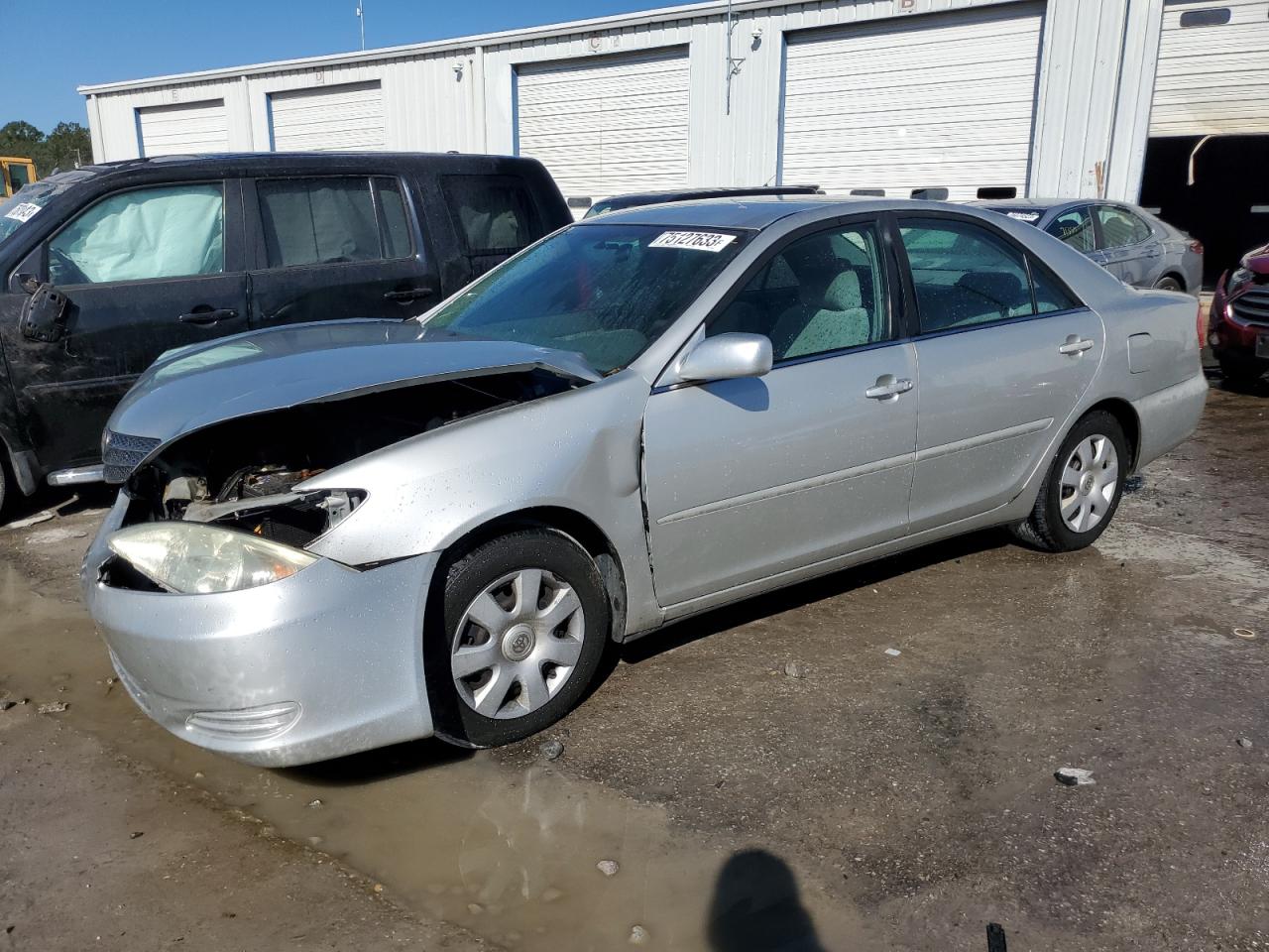2004 TOYOTA CAMRY LE 2004 image