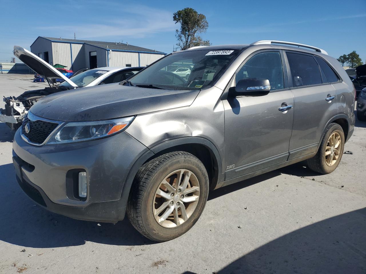 Изображение 1 2015 KIA SORENTO LX 2015 с VIN 5XYKTCA60FG652141