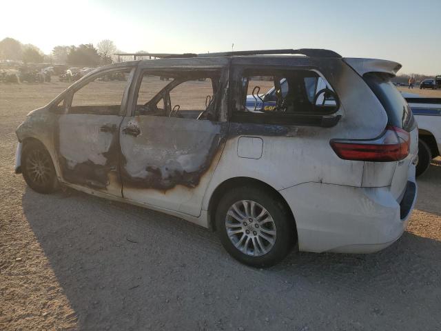 Obraz 2 z 2016 TOYOTA SIENNA XLE 2016 z VIN 5TDYK3DC7GS713570