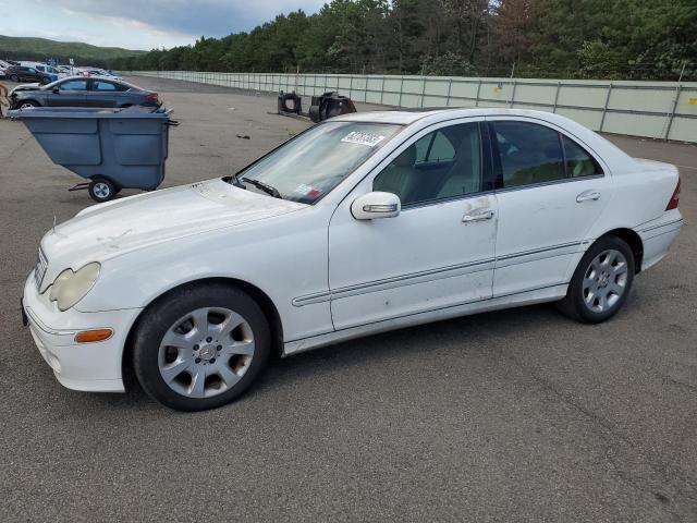 Image 1 of 2005 MERCEDES-BENZ C 240 4MATIC 2005 with VIN WDBRF81J65F615165
