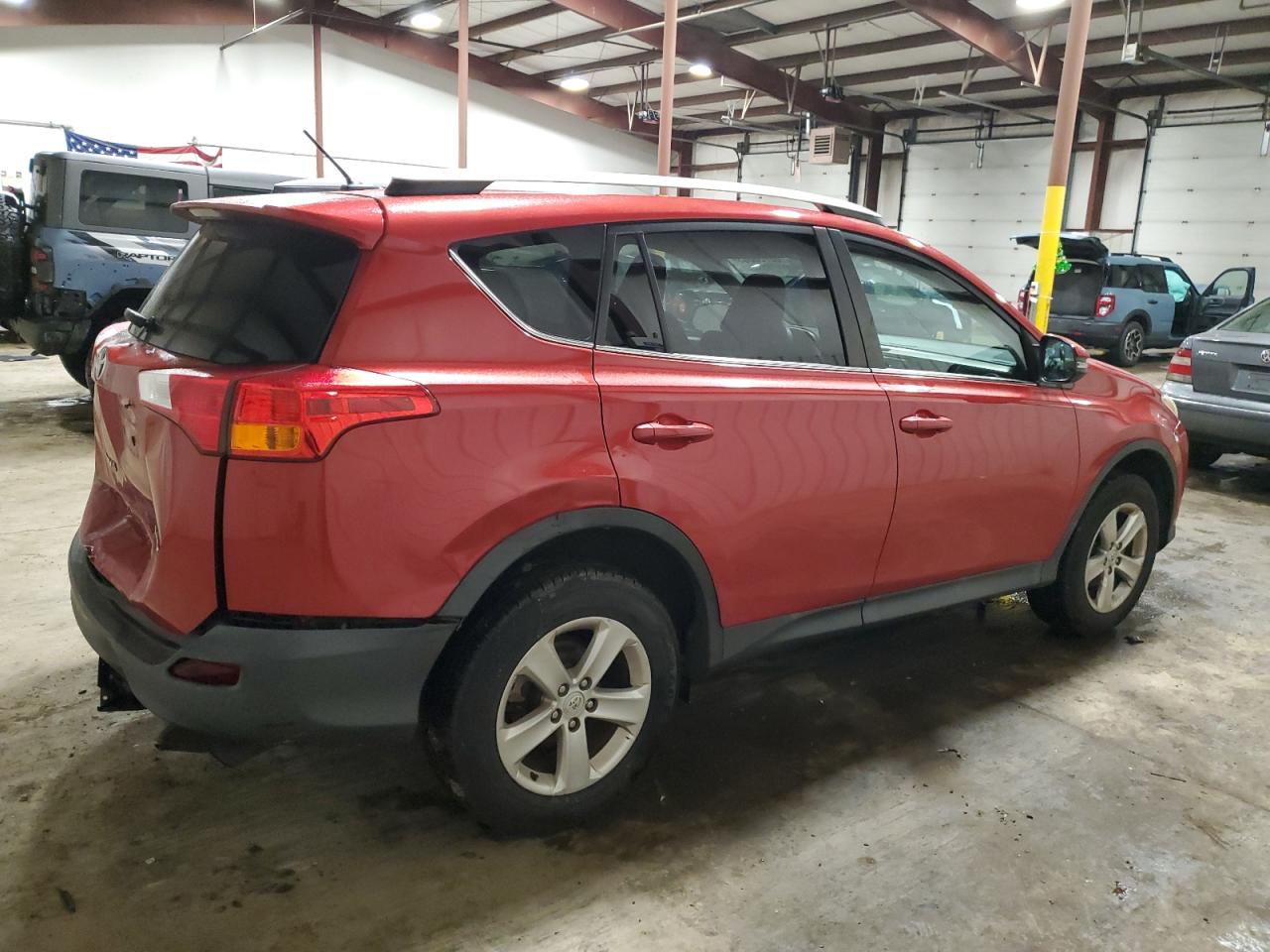 Obraz 3 z 2014 TOYOTA RAV4 XLE 2014 z VIN 2T3RFREV6EW153421