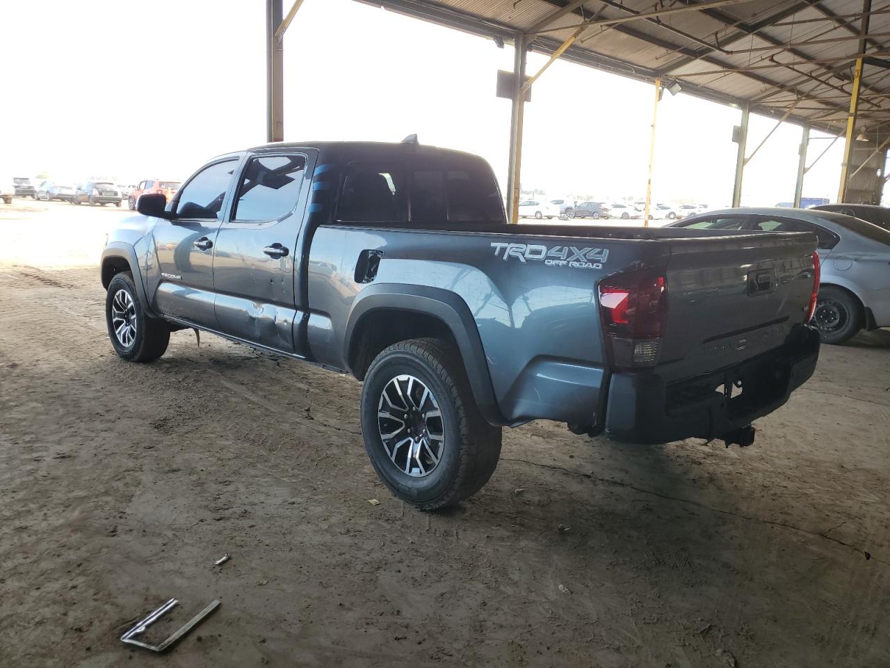Image 2 of 2022 TOYOTA TACOMA DOUBLE CAB 2022 with VIN 3TMDZ5BN4NM133314