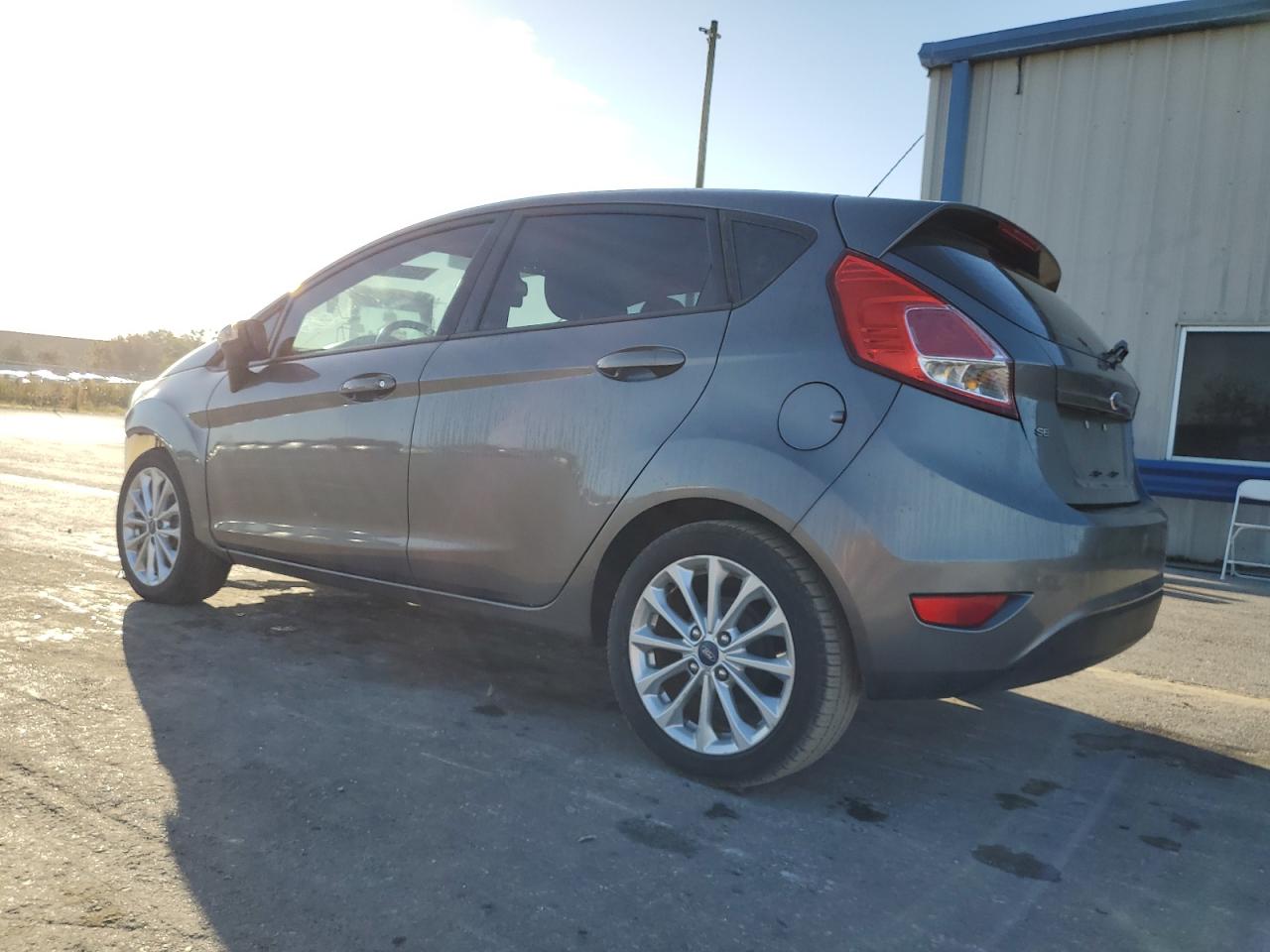 Image 2 of 2014 FORD FIESTA SE 2014 with VIN 3FADP4EJ4EM147910