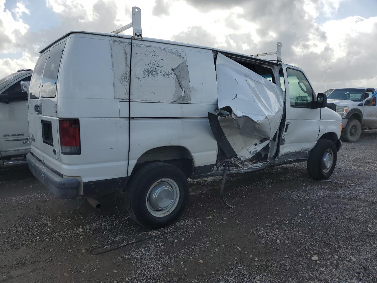 Image 3 of 2006 FORD ECONOLINE E250 VAN 2006 with VIN 1FTNE24W26HA99061