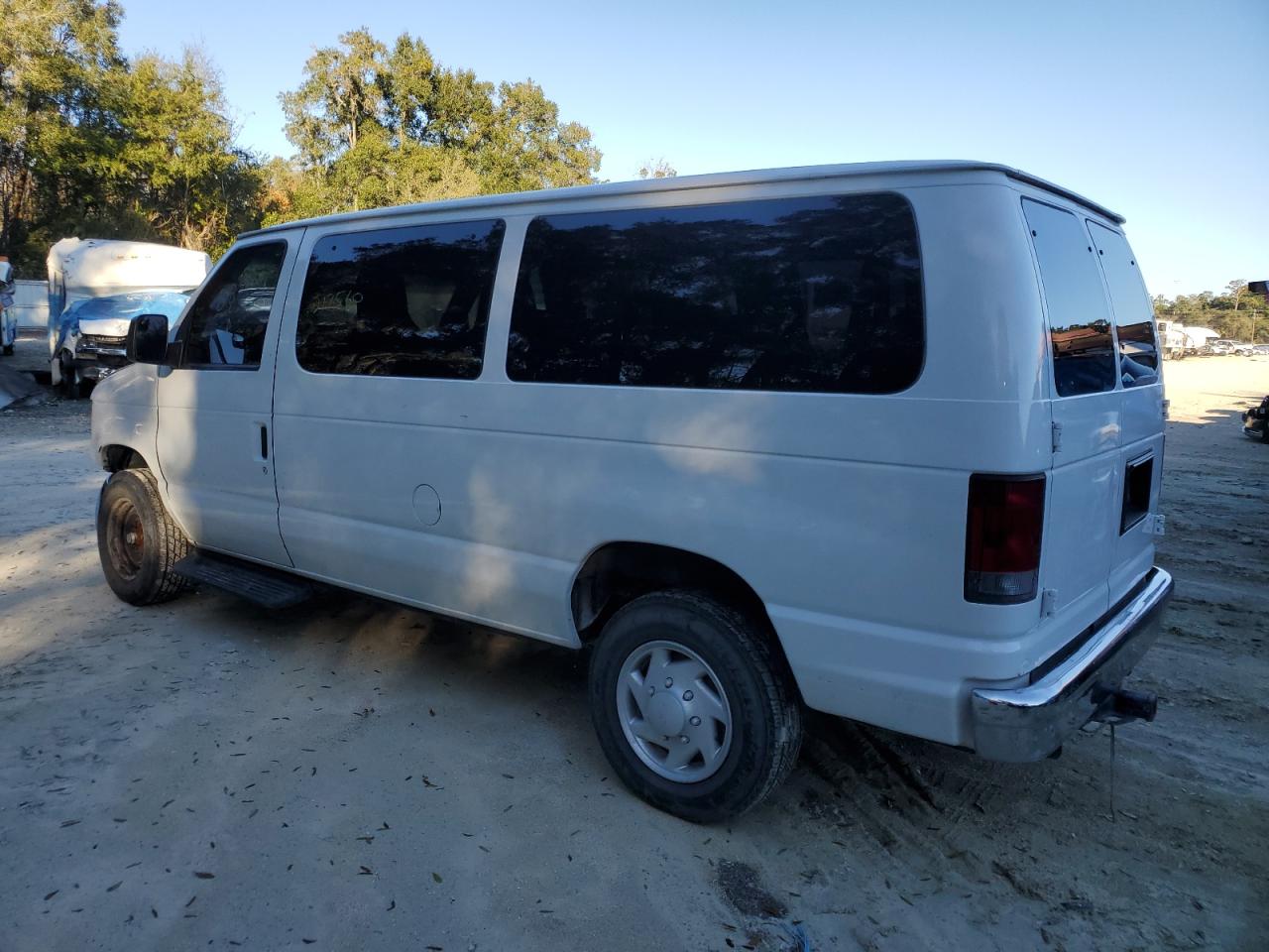 Image 2 of 2012 FORD ECONOLINE E350 SUPER DUTY WAGON 2012 with VIN 1FBNE3BL5CDA07981