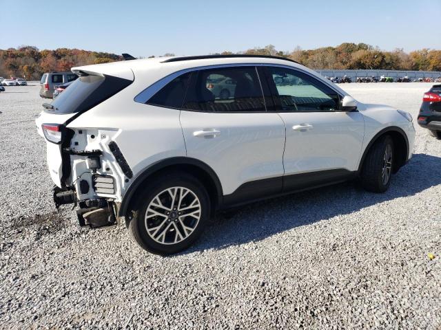 Image 3 of 2020 FORD ESCAPE SEL 2020 with VIN 1FMCU0H67LUA21785
