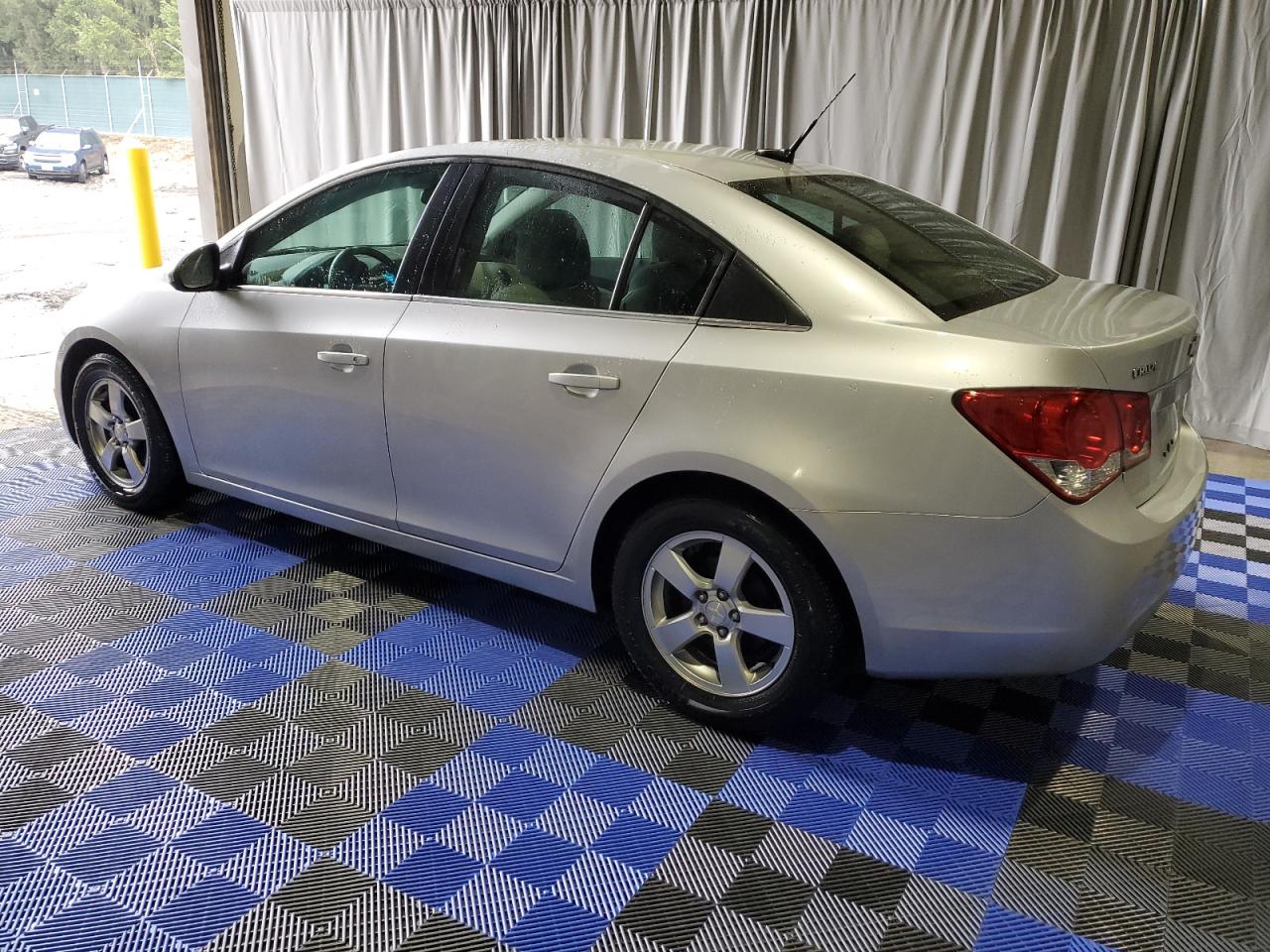 Image 2 of 2014 CHEVROLET CRUZE LT 2014 with VIN 1G1PC5SBXE7399010