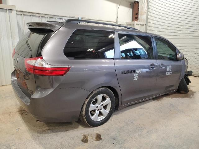 Obraz 3 z 2015 TOYOTA SIENNA LE 2015 z VIN 5TDKK3DCXFS637055