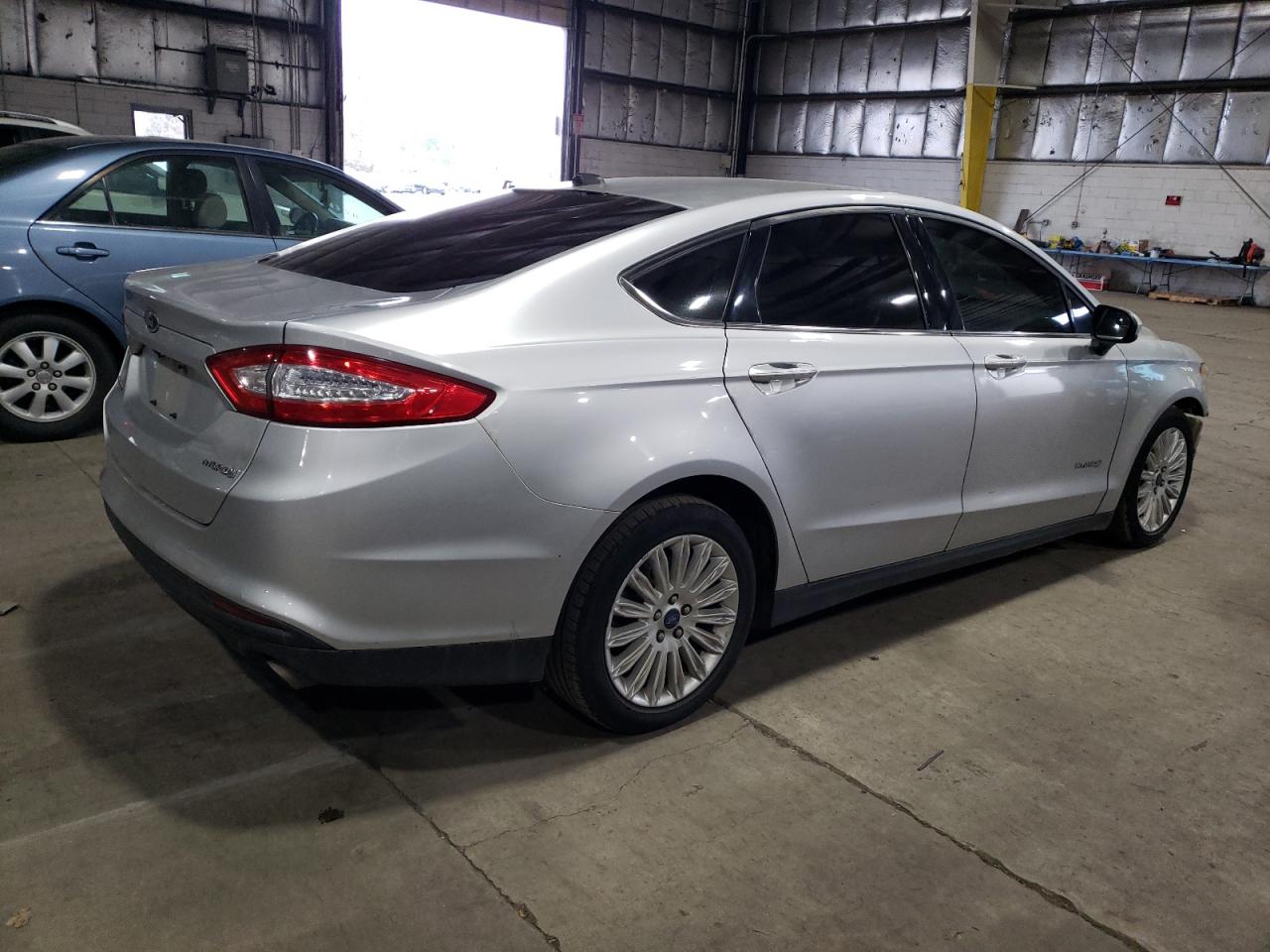 Obraz 3 z 2015 FORD FUSION S HYBRID 2015 z VIN 3FA6P0UU2FR138849