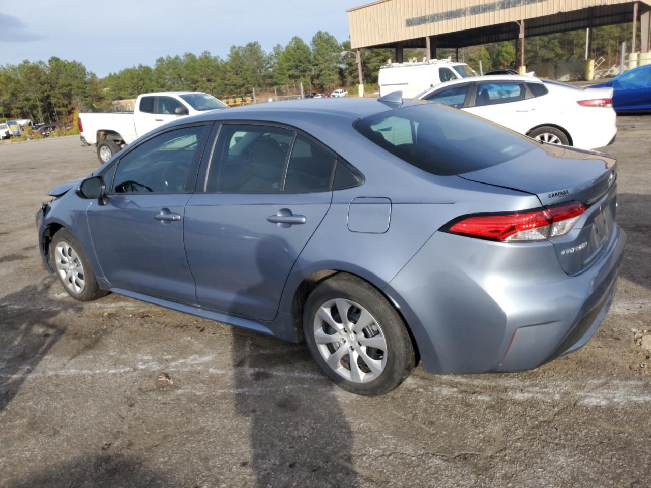 Изображение 2 2020 TOYOTA COROLLA LE 2020 с VIN 5YFEPRAE0LP070656