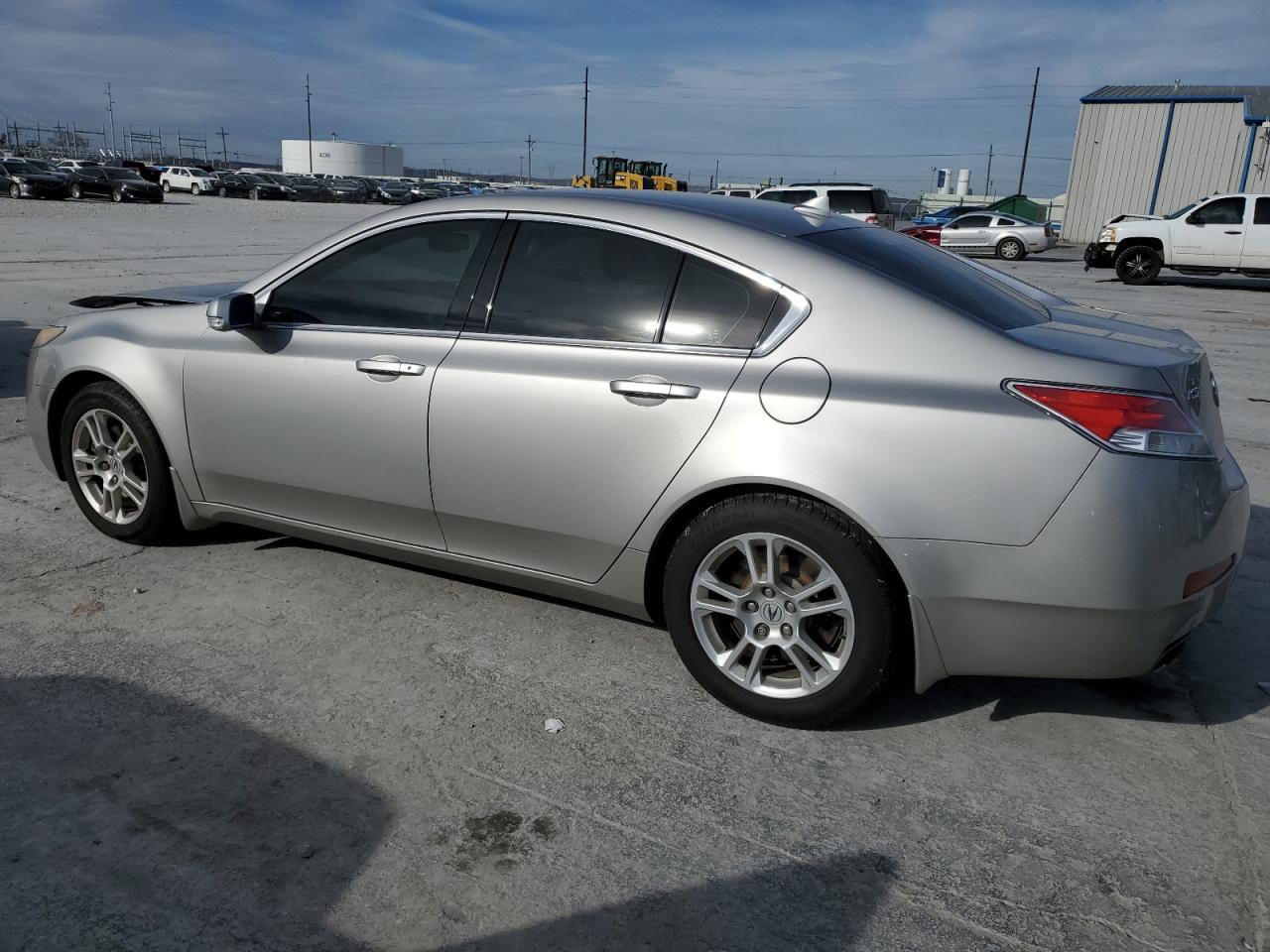 Изображение 2 2011 ACURA TL  2011 с VIN 19UUA8F26BA002839