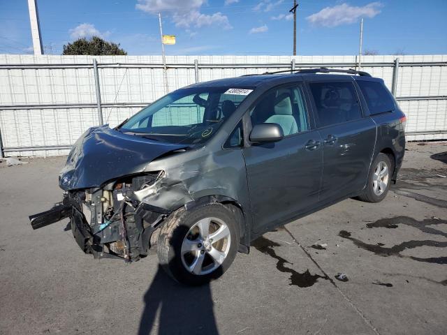 Obraz 2011 TOYOTA SIENNA LE 2011