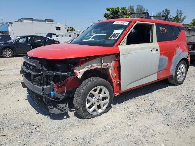 Image 1 of 2022 KIA SOUL LX 2022 with VIN KNDJ23AU6N7182075