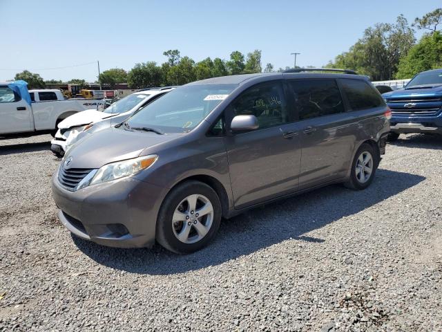 2011 TOYOTA SIENNA LE 2011 image