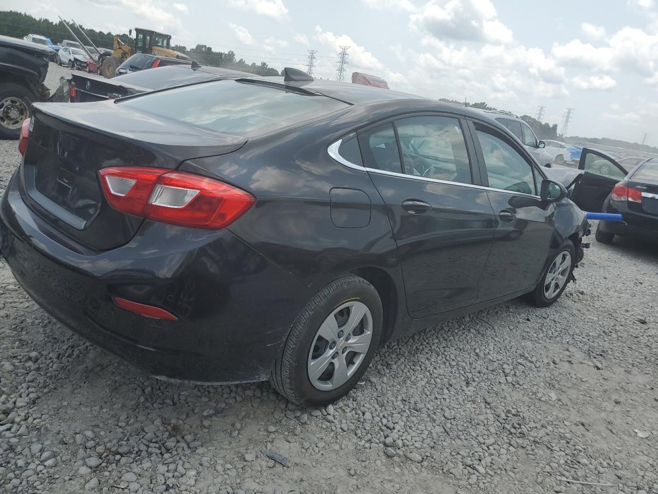 Image 3 of Chevrolet Cruze Ls 2017 with VIN 1G1BC5SM4H7255419