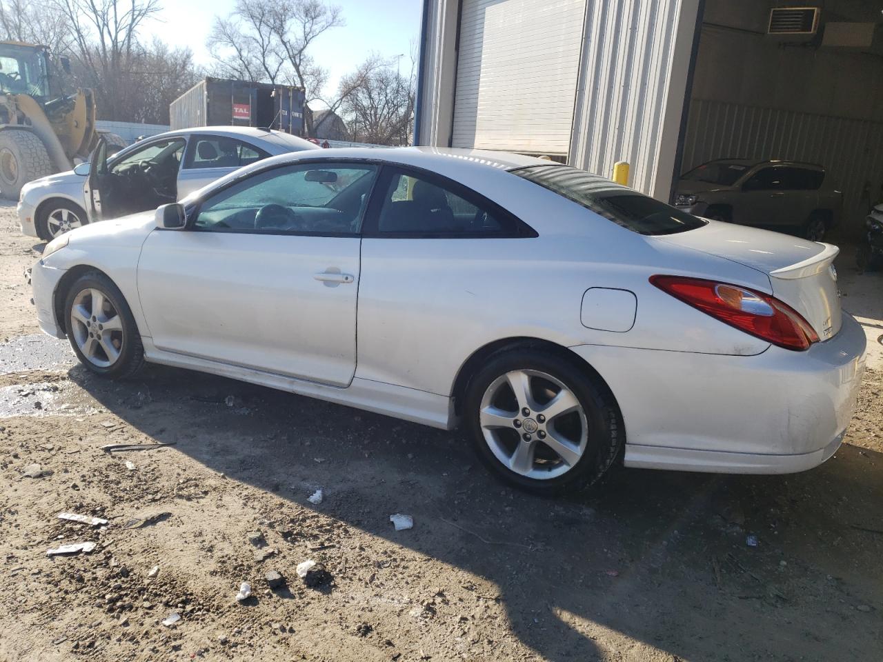 Image 2 of 2006 TOYOTA CAMRY SOLARA SE 2006 with VIN 4T1CA38PX6U077582