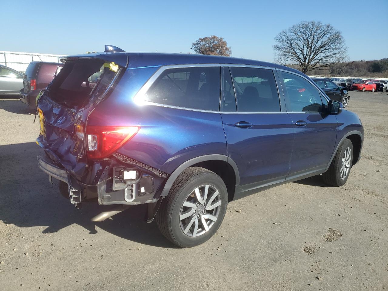 Image 3 of 2019 HONDA PILOT EX 2019 with VIN 5FNYF6H30KB090015