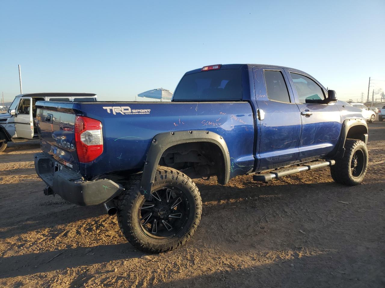 Изображение 3 2014 TOYOTA TUNDRA DOUBLE CAB SR/SR5 2014 с VIN 5TFRM5F18EX081711