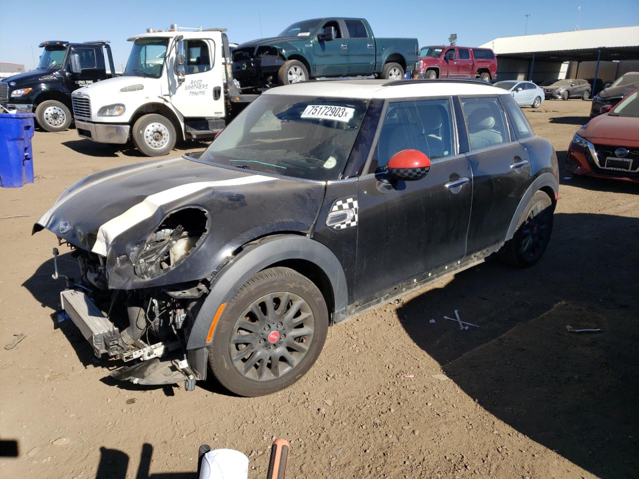 Obraz 1 z 2016 MINI COOPER  2016 z VIN WMWXU1C52G2D08365