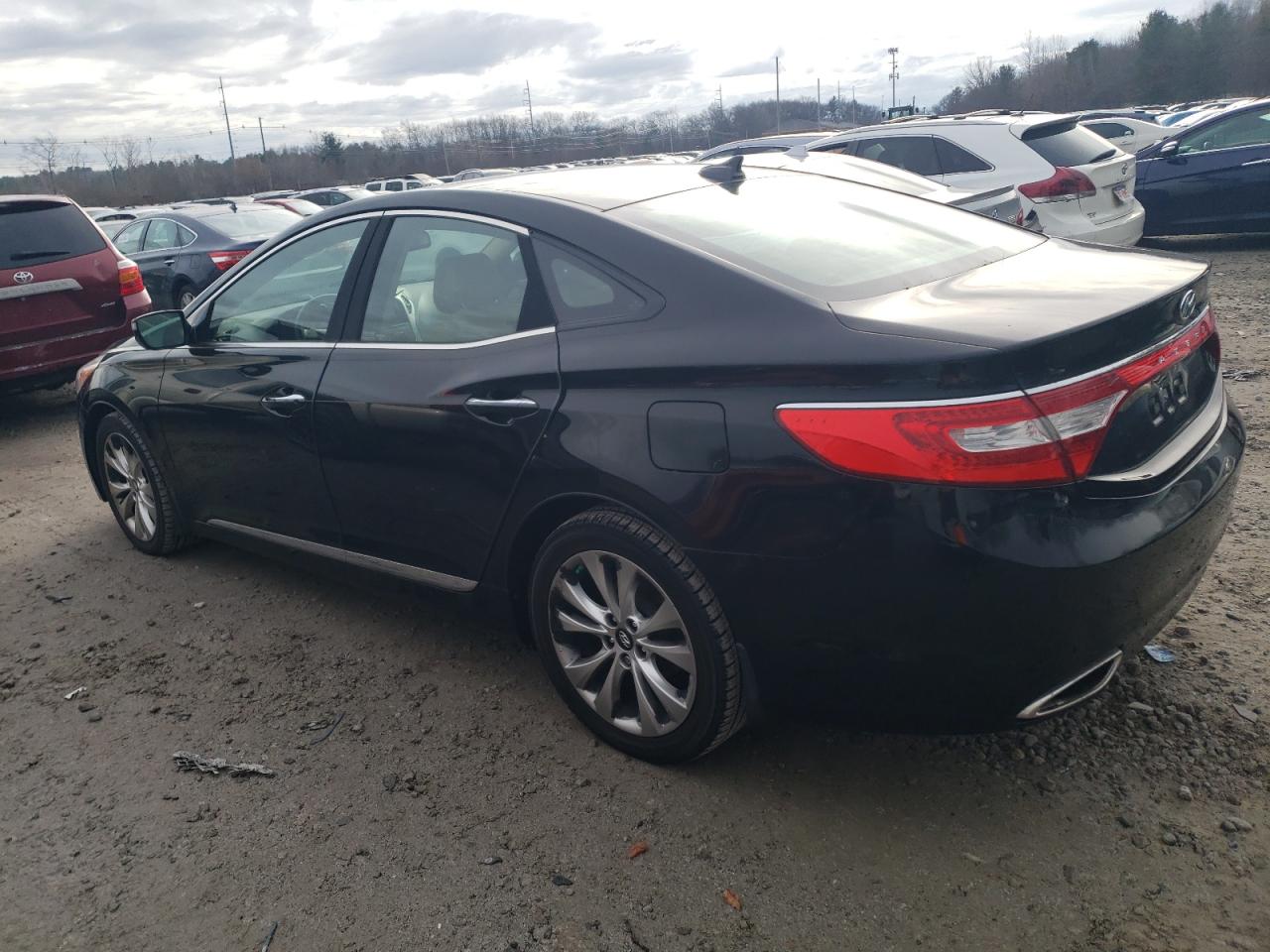 Obraz 2 z 2013 HYUNDAI AZERA  2013 z VIN KMHFG4JG2DA326077