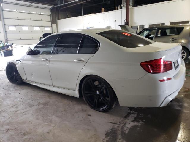 Obraz 2 z 2016 BMW M5  2016 z VIN WBSFV9C51GD595685