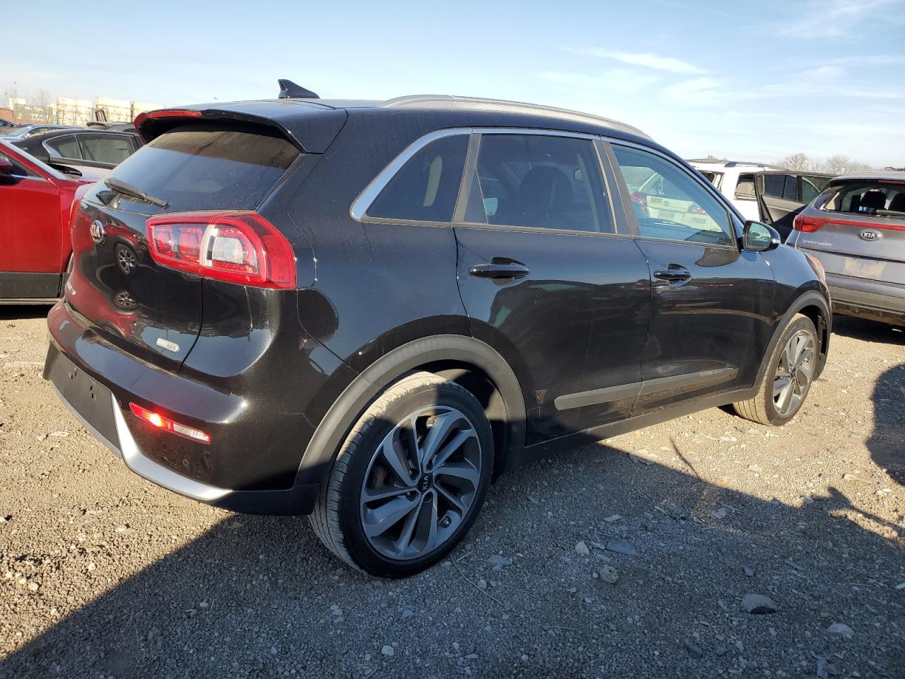 Image 3 of 2017 KIA NIRO EX TOURING 2017 with VIN KNDCE3LC2H5041122