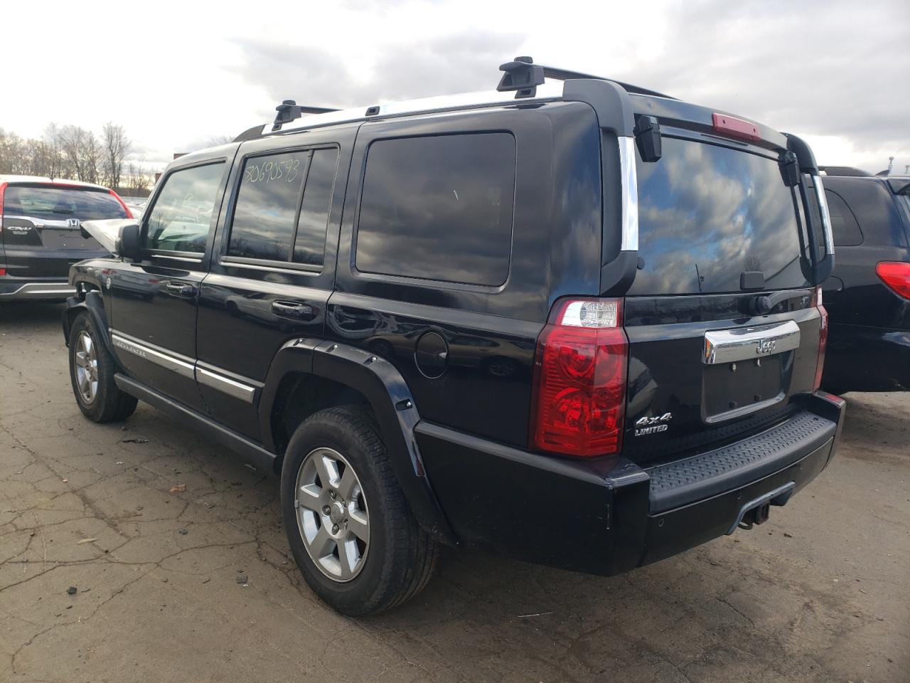 Image 2 of 2006 JEEP COMMANDER LIMITED 2006 with VIN 1J8HG58N36C198780