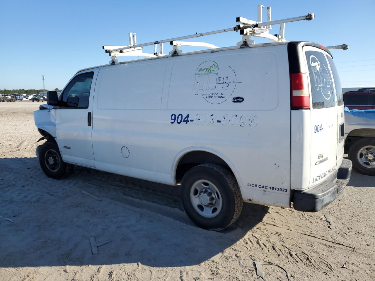 Image 2 of 2010 CHEVROLET EXPRESS G2500  2010 with VIN 1GCZGFBAXA1148034