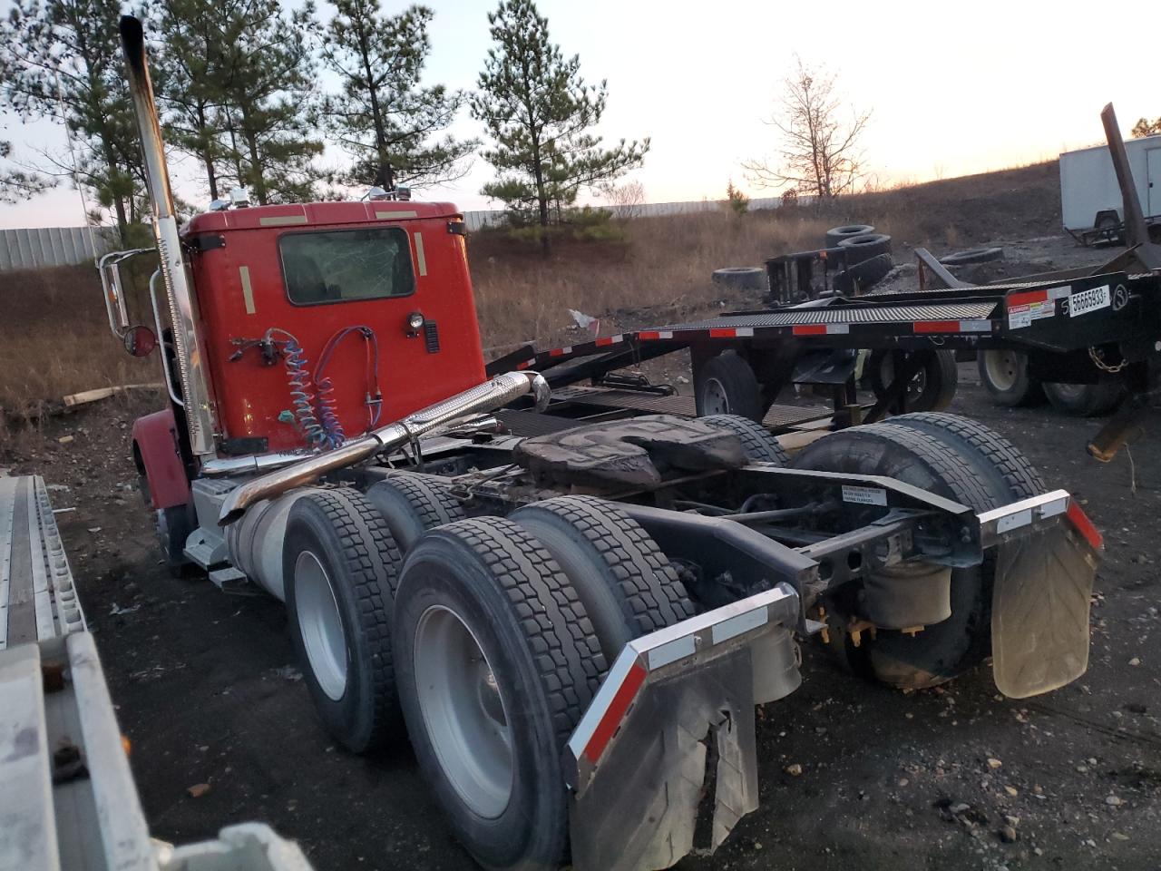 Image 3 of 2015 INTERNATIONAL 9900 9900I 2015 with VIN 3HSDMAPR7FN720810