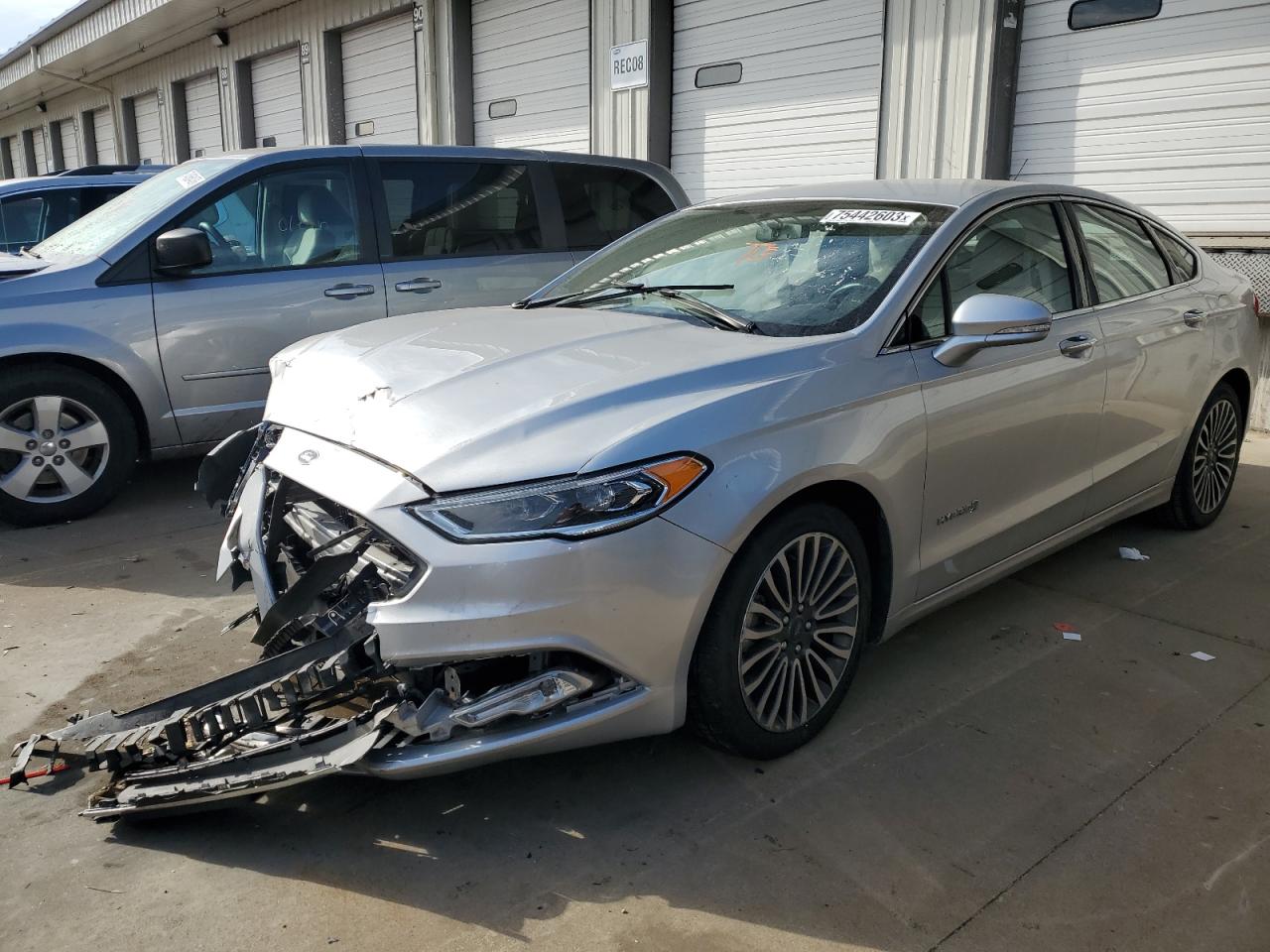Изображение 1 2018 FORD FUSION TITANIUM/PLATINUM HEV 2018 с VIN 3FA6P0RU3JR247287
