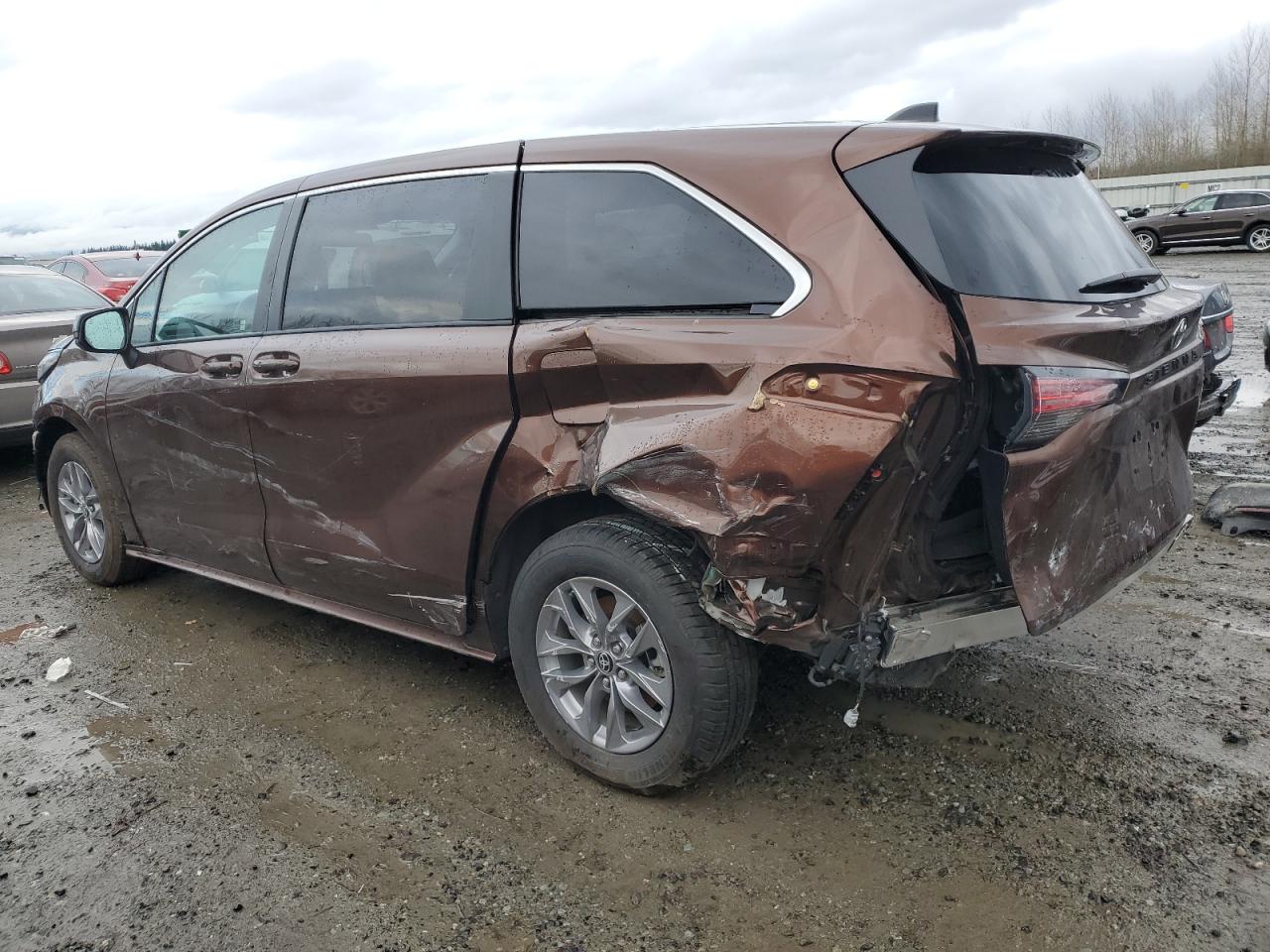 Obraz 2 z 2022 TOYOTA SIENNA LE 2022 z VIN 5TDKRKECXNS086516