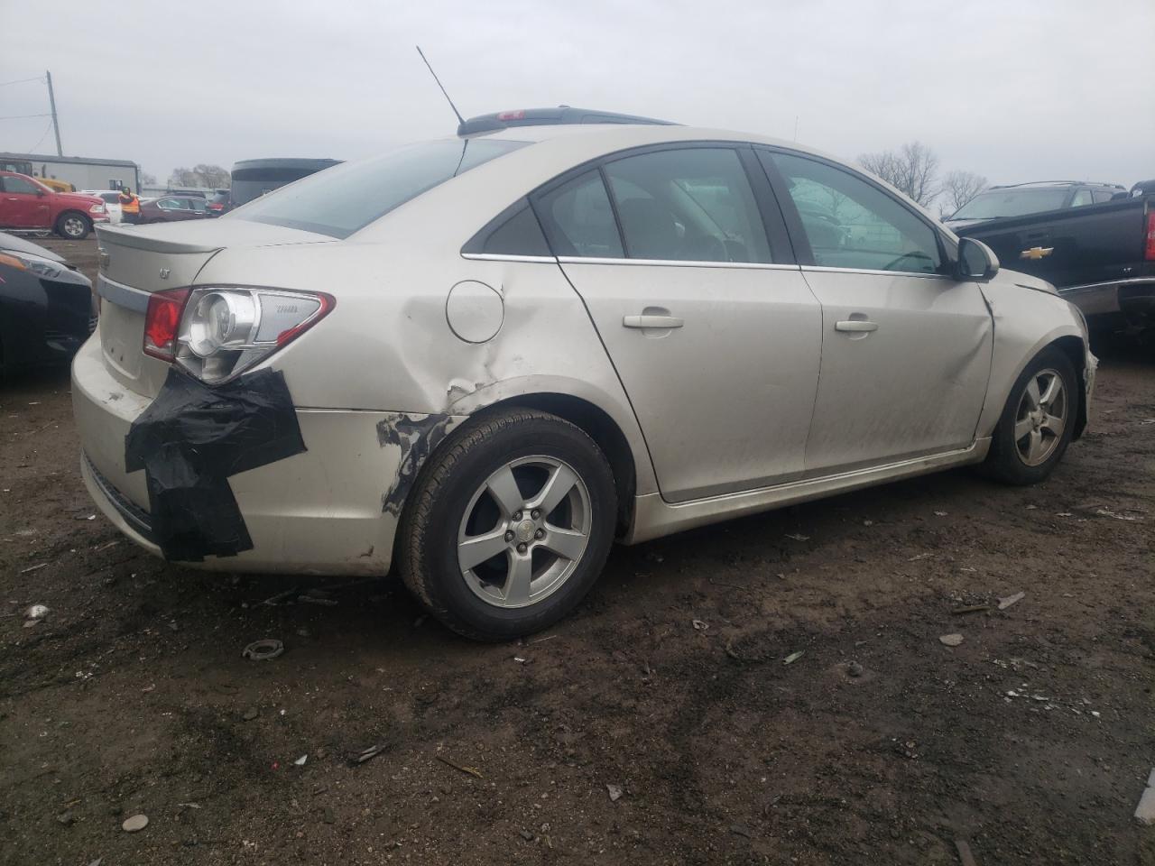 Image 3 of 2016 CHEVROLET CRUZE LIMITED LT 2016 with VIN 1G1PE5SB4G7112516