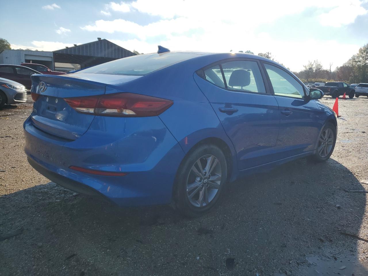 Изображение 3 2017 HYUNDAI ELANTRA SE 2017 с VIN 5NPD84LF9HH202447