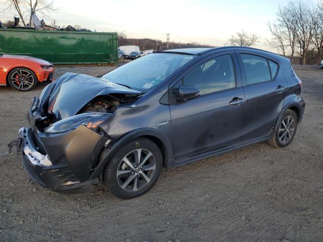 Image 1 of 2018 TOYOTA PRIUS C  2018 with VIN JTDKDTB33J1605499