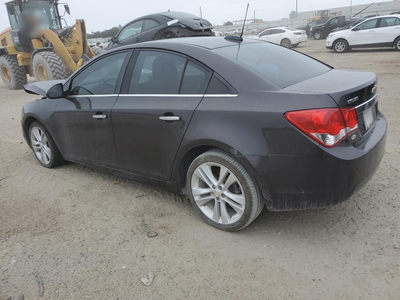 Image 2 of 2016 CHEVROLET CRUZE LIMITED LTZ 2016 with VIN 1G1PG5SB4G7200766