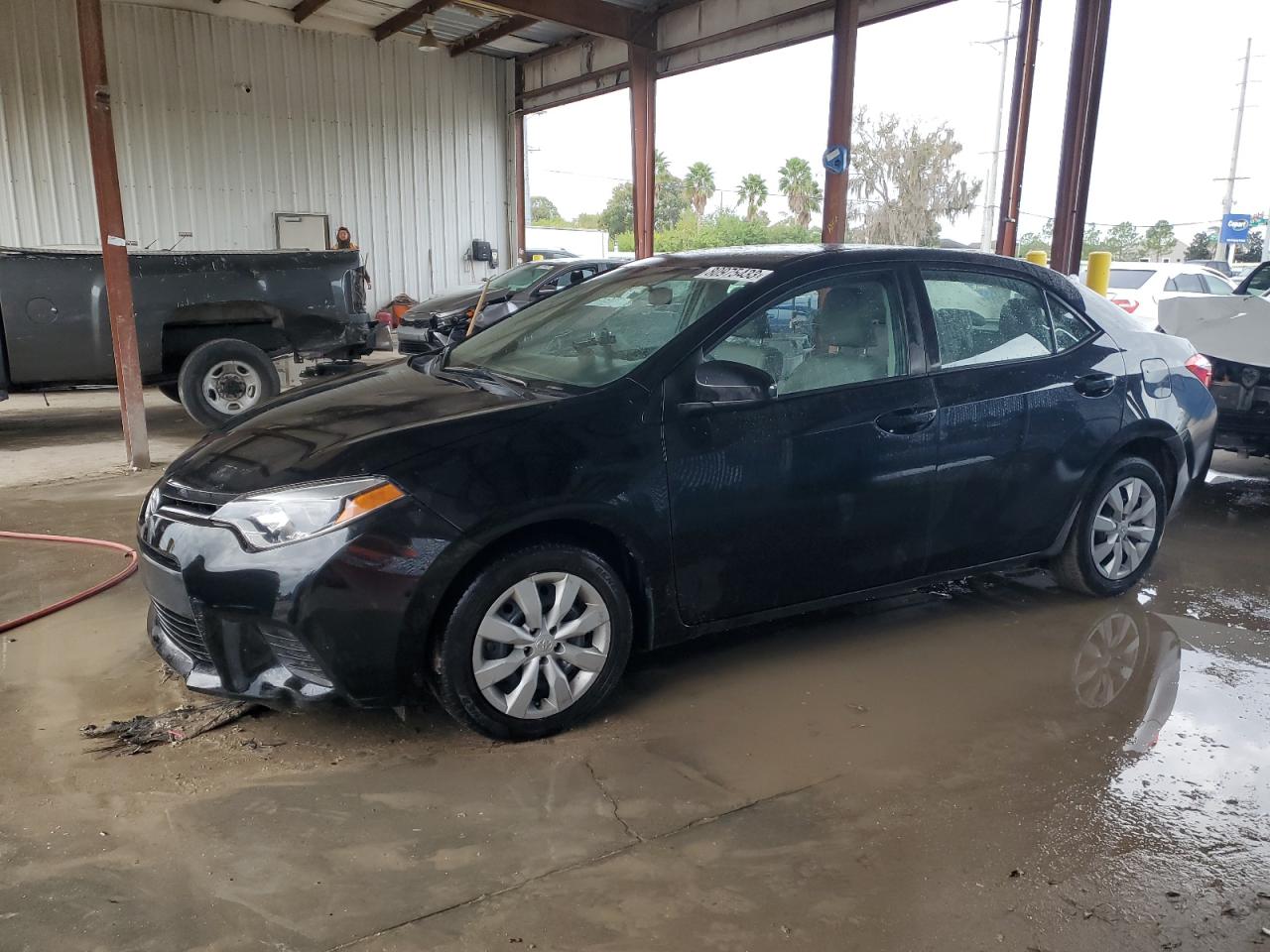 Image 1 of 2015 TOYOTA COROLLA L 2015 with VIN 2T1BURHEXFC306851