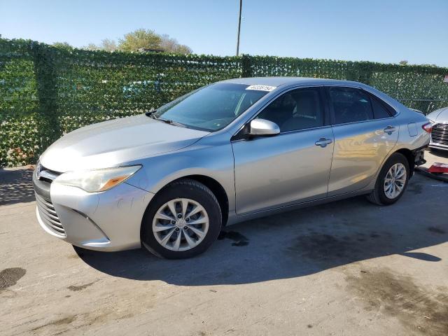 Image 1 of 2015 TOYOTA CAMRY LE 2015 with VIN 4T4BF1FK2FR498565